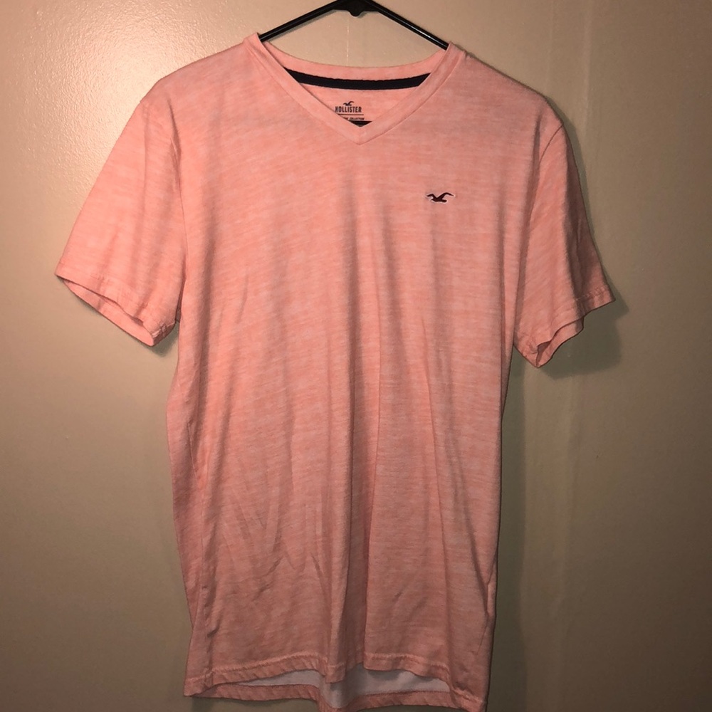 coral hollister tshirt